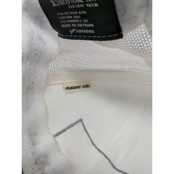 Travis Mathew Mesh Back Snapback Hat 110 One Ten FlexFit White & Gray Adjustable - Picture 11 of 11